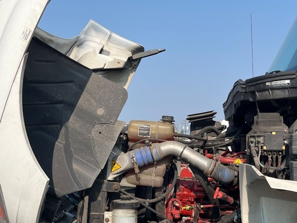 Flatbed Truck-Light and Medium Duty Trucks-International-2019-4400-Warren-MI-229,606\n\t\tmiles-$ 63,250 - Image 22