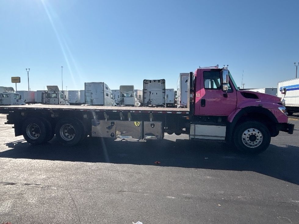 Flatbed Truck-Light and Medium Duty Trucks-International-2019-7600-Columbus-OH-118,641\n\t\tmiles-$ 71,500 - Image 11