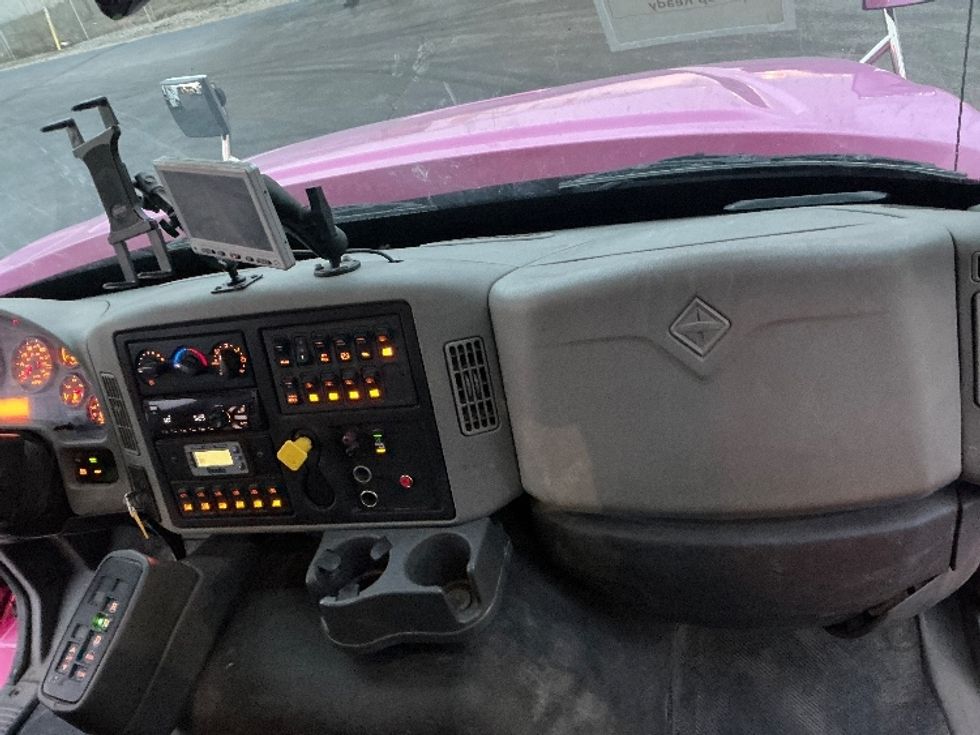 Flatbed Truck-Light and Medium Duty Trucks-International-2019-7600-Dayton-OH-225,758\n\t\tmiles-$ 72,000 - Image 19