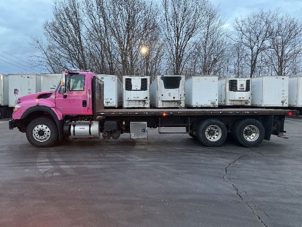 Flatbed Truck-Light and Medium Duty Trucks-International-2019-7600-Dayton-OH-225,758\n\t\tmiles-$ 72,000 - Image 4