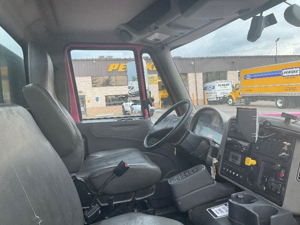 Flatbed Truck-Light and Medium Duty Trucks-International-2019-7600-Piqua-OH-136,791\n\t\tmiles-$ 82,750 - Image 21