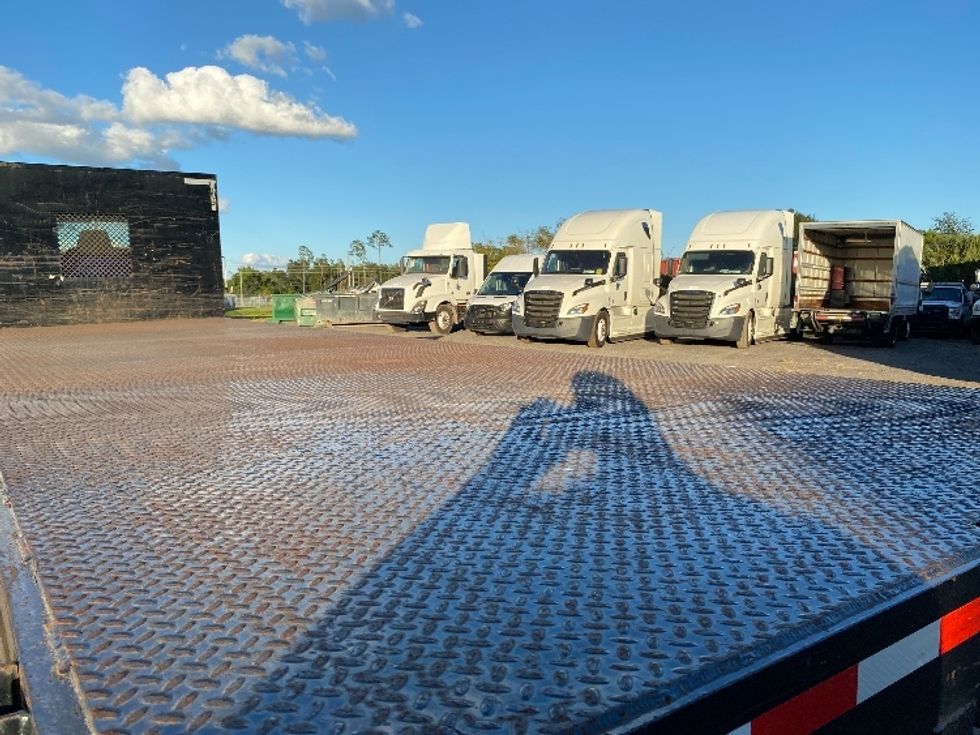 Flatbed Truck-Light and Medium Duty Trucks-International-2019-MV607-Apopka-FL-271,825\n\t\tmiles-$ 20,000 - Image 12