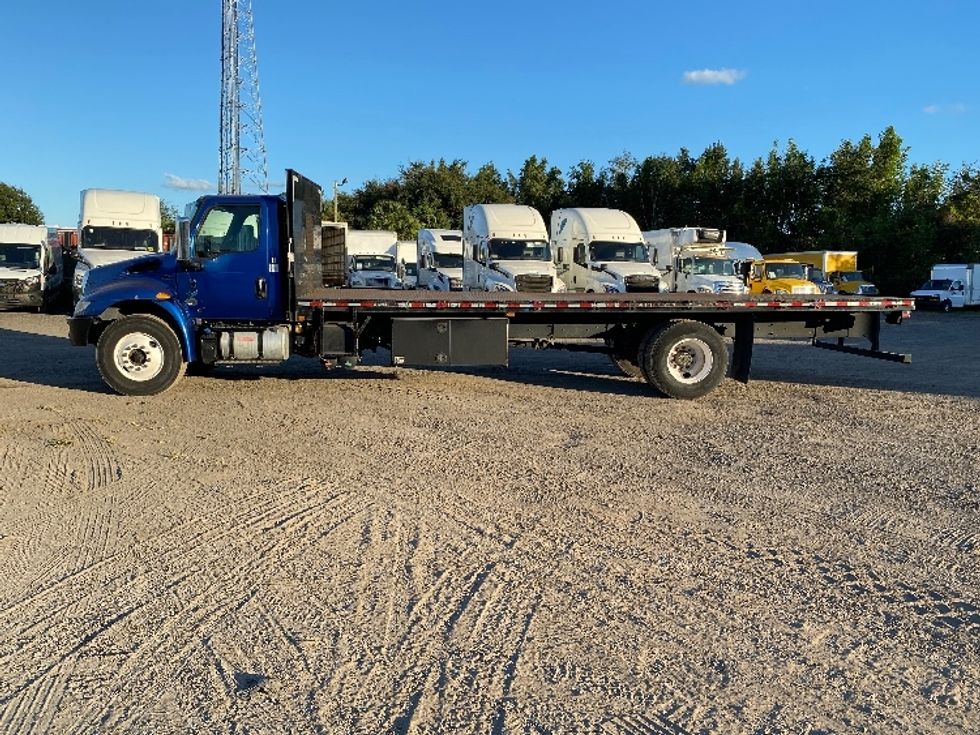 Flatbed Truck-Light and Medium Duty Trucks-International-2019-MV607-Apopka-FL-271,825\n\t\tmiles-$ 20,000 - Image 4