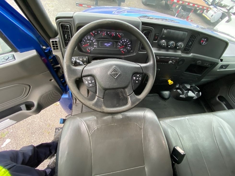 Flatbed Truck-Light and Medium Duty Trucks-International-2019-MV607-Apopka-FL-276,549\n\t\tmiles-$ 20,000 - Image 18