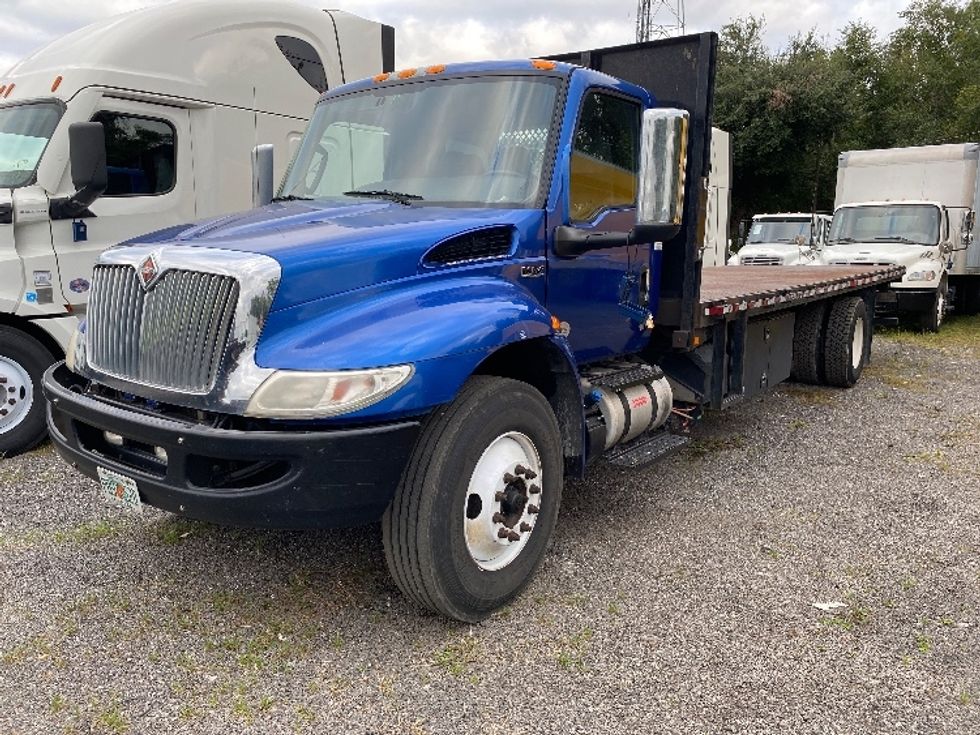 Flatbed Truck-Light and Medium Duty Trucks-International-2019-MV607-Apopka-FL-276,549\n\t\tmiles-$ 20,000 - Image 3