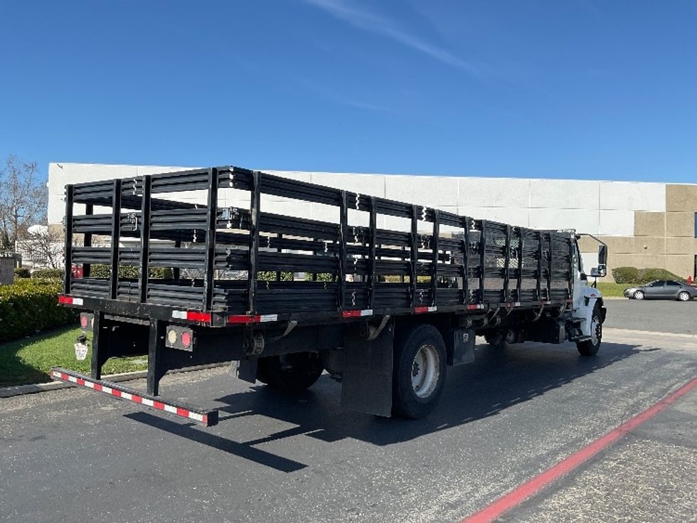 Flatbed Truck-Light and Medium Duty Trucks-International-2019-MV607-Fontana-CA-150,380\n\t\tmiles-$ 40,000 - Image 12