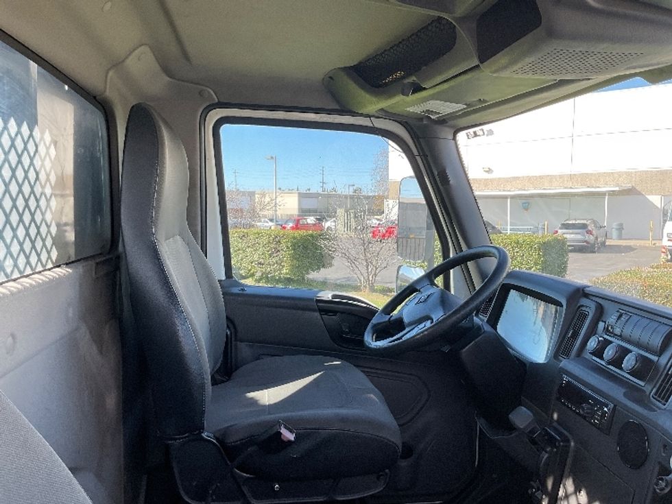 Flatbed Truck-Light and Medium Duty Trucks-International-2019-MV607-Fontana-CA-150,380\n\t\tmiles-$ 40,000 - Image 20