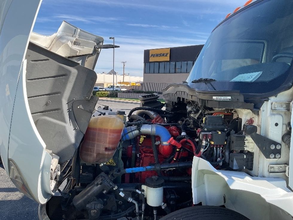 Flatbed Truck-Light and Medium Duty Trucks-International-2019-MV607-Fontana-CA-150,380\n\t\tmiles-$ 40,000 - Image 22