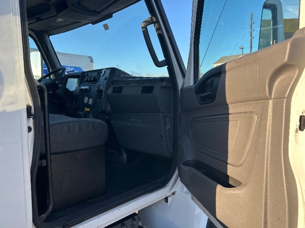 Flatbed Truck-Light and Medium Duty Trucks-International-2019-MV607-Houston-TX-189,620\n\t\tmiles-$ 35,750 - Image 16