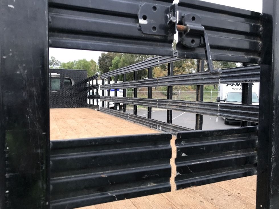 Flatbed Truck-Light and Medium Duty Trucks-International-2019-MV607-Jurupa Valley-CA-130,172\n\t\tmiles-$ 49,750 - Image 12