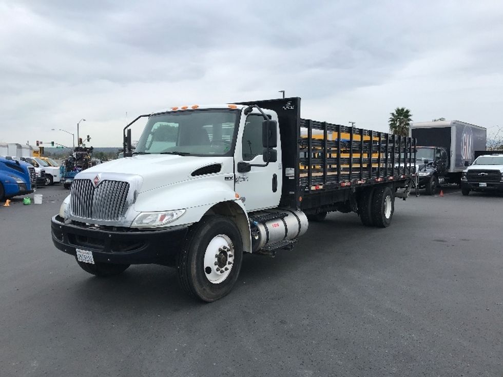 Flatbed Truck-Light and Medium Duty Trucks-International-2019-MV607-Jurupa Valley-CA-130,172\n\t\tmiles-$ 49,750 - Image 3