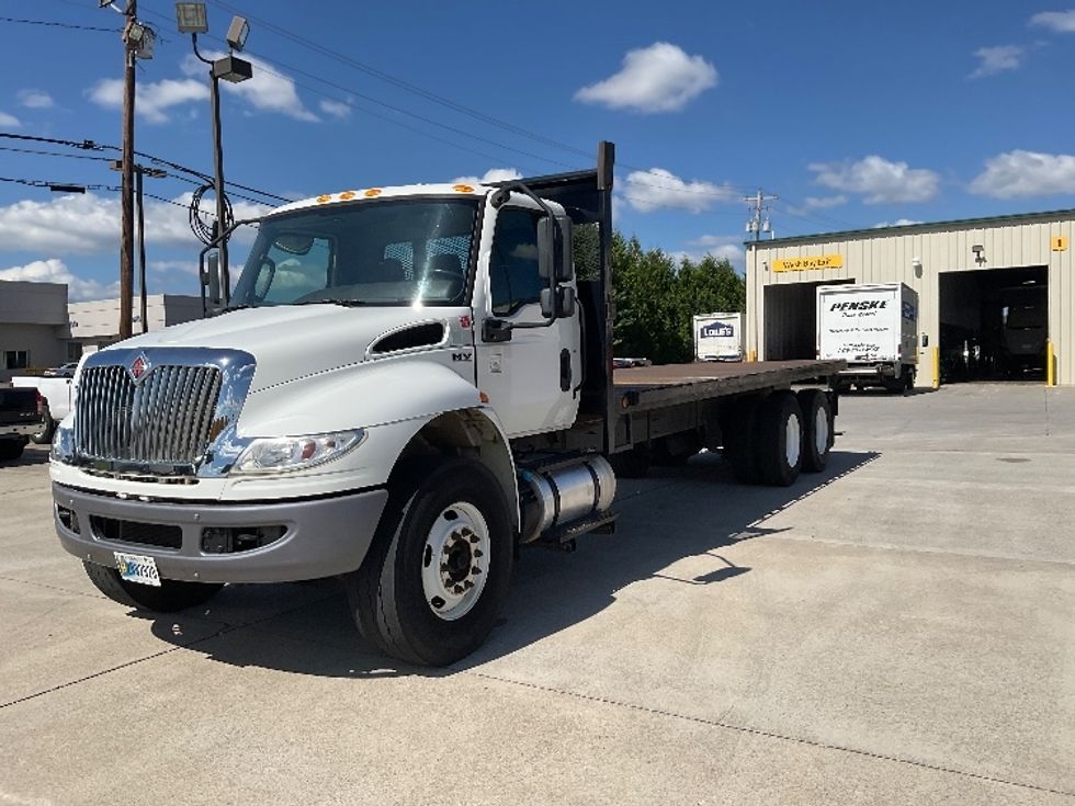 Flatbed Truck-Light and Medium Duty Trucks-International-2019-MV607-Knoxville-TN-191,994\n\t\tmiles-$ 57,250 - Image 3