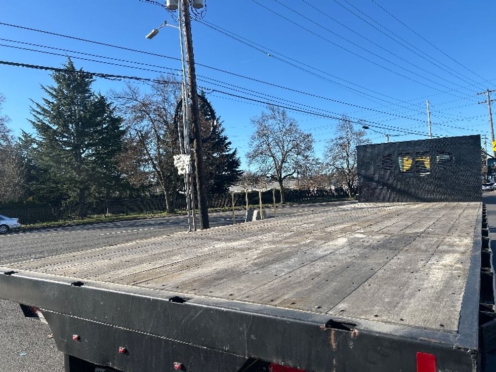 Flatbed Truck-Light and Medium Duty Trucks-International-2019-MV607-Portland-OR-125,453\n\t\tmiles-$ 42,500 - Image 11