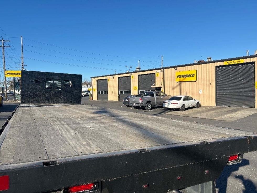 Flatbed Truck-Light and Medium Duty Trucks-International-2019-MV607-Portland-OR-125,453\n\t\tmiles-$ 42,500 - Image 12