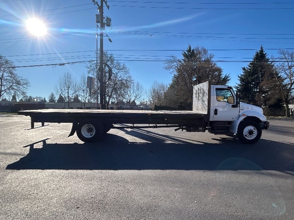 Flatbed Truck-Light and Medium Duty Trucks-International-2019-MV607-Portland-OR-125,453\n\t\tmiles-$ 42,500 - Image 15