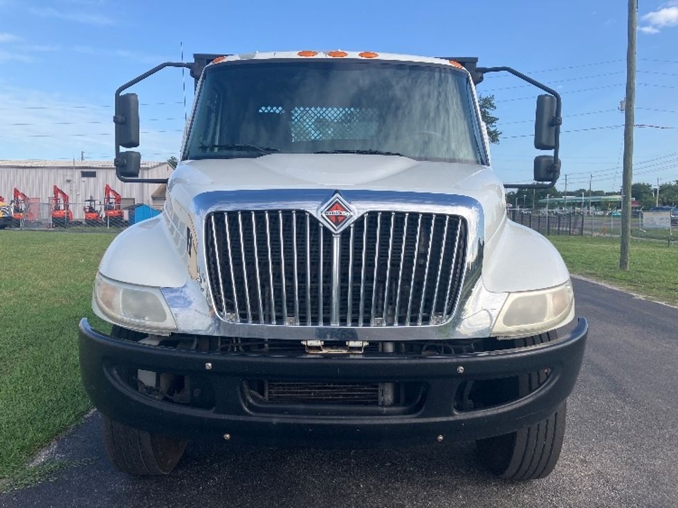 Flatbed Truck-Light and Medium Duty Trucks-International-2020-MV607-Apopka-FL-219,898\n\t\tmiles-$ 42,750 - Image 2