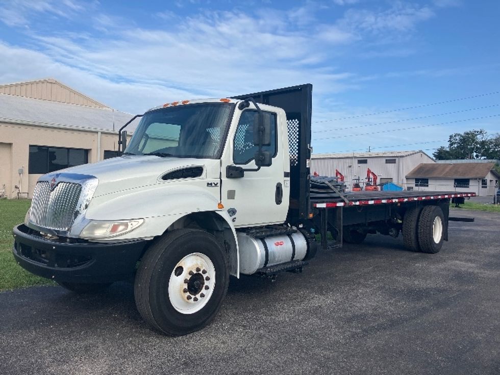 Flatbed Truck-Light and Medium Duty Trucks-International-2020-MV607-Apopka-FL-219,898\n\t\tmiles-$ 42,750 - Image 3