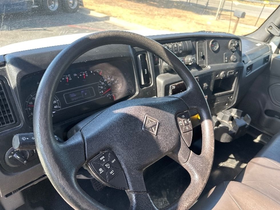 Flatbed Truck-Light and Medium Duty Trucks-International-2020-MV607-Austin-TX-150,325\n\t\tmiles-$ 47,750 - Image 17