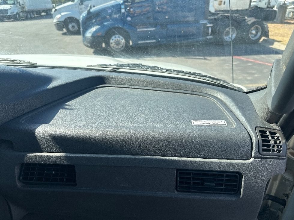 Flatbed Truck-Light and Medium Duty Trucks-International-2020-MV607-Austin-TX-150,325\n\t\tmiles-$ 47,750 - Image 21