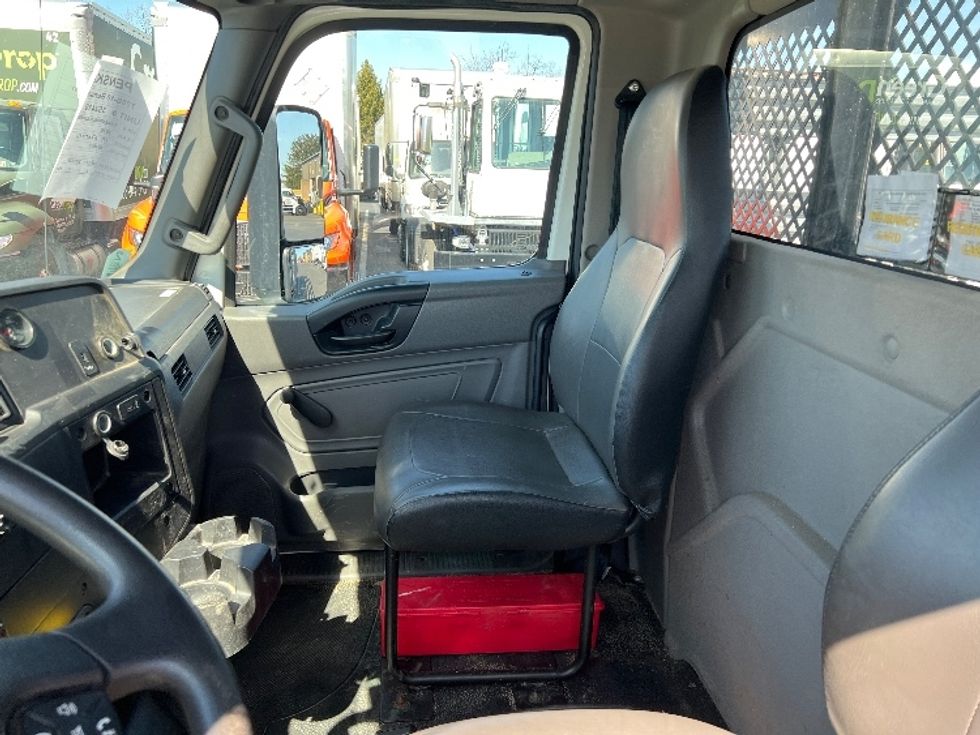 Flatbed Truck-Light and Medium Duty Trucks-International-2020-MV607-Bensalem-PA-165,420\n\t\tmiles-$ 51,500 - Image 19