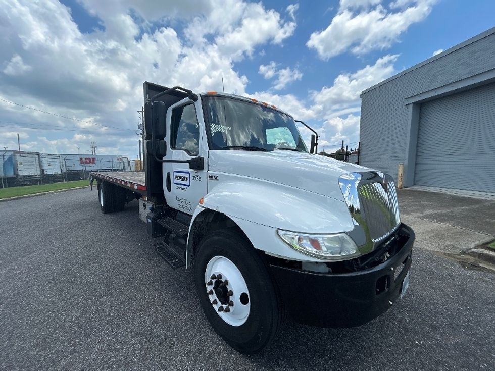 Flatbed Truck-Light and Medium Duty Trucks-International-2020-MV607-Birmingham-AL-138,082\n\t\tmiles-$ 53,250 - Image 1