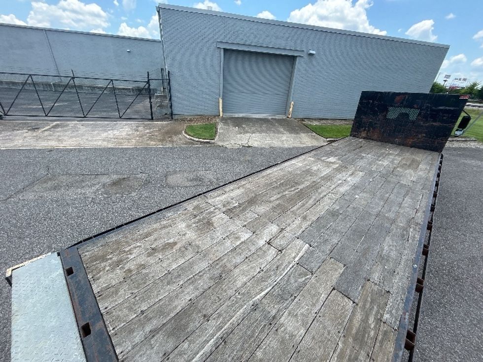 Flatbed Truck-Light and Medium Duty Trucks-International-2020-MV607-Birmingham-AL-138,082\n\t\tmiles-$ 53,250 - Image 11