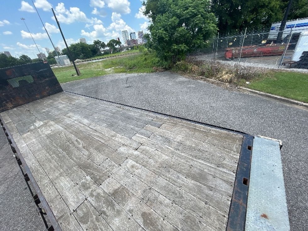 Flatbed Truck-Light and Medium Duty Trucks-International-2020-MV607-Birmingham-AL-138,082\n\t\tmiles-$ 53,250 - Image 12