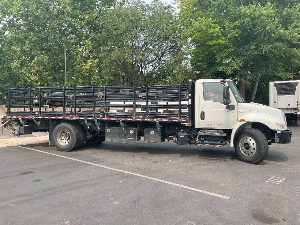 Flatbed Truck-Light and Medium Duty Trucks-International-2020-MV607-Capitol Heights-MD-102,782\n\t\tmiles-$ 59,000 - Image 12