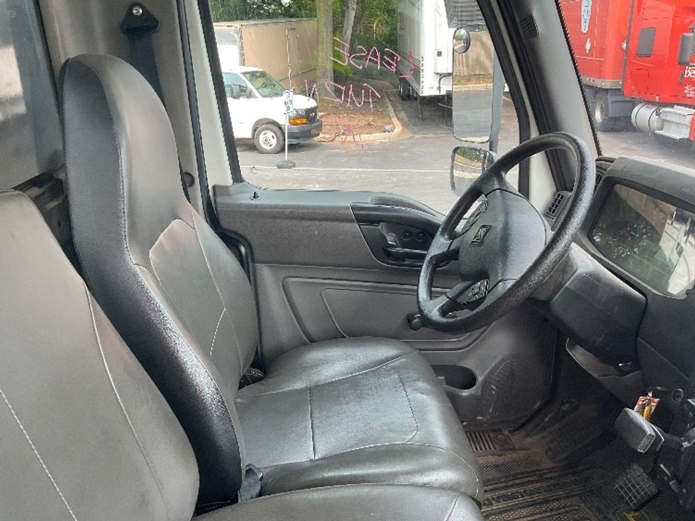 Flatbed Truck-Light and Medium Duty Trucks-International-2020-MV607-Capitol Heights-MD-102,782\n\t\tmiles-$ 59,000 - Image 18