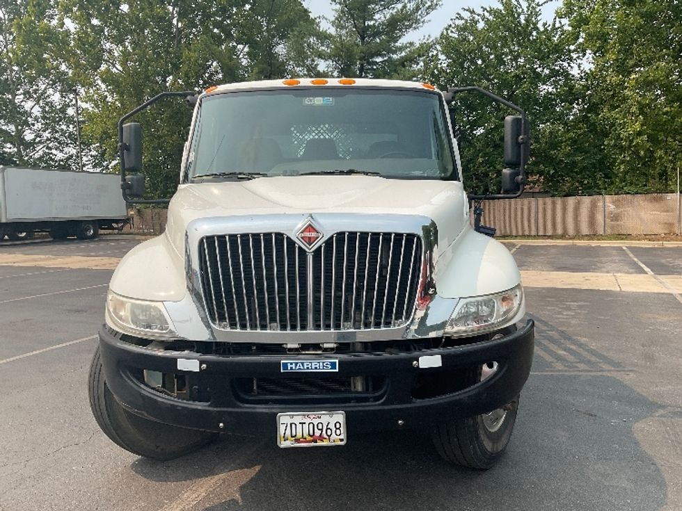 Flatbed Truck-Light and Medium Duty Trucks-International-2020-MV607-Capitol Heights-MD-102,782\n\t\tmiles-$ 59,000 - Image 2