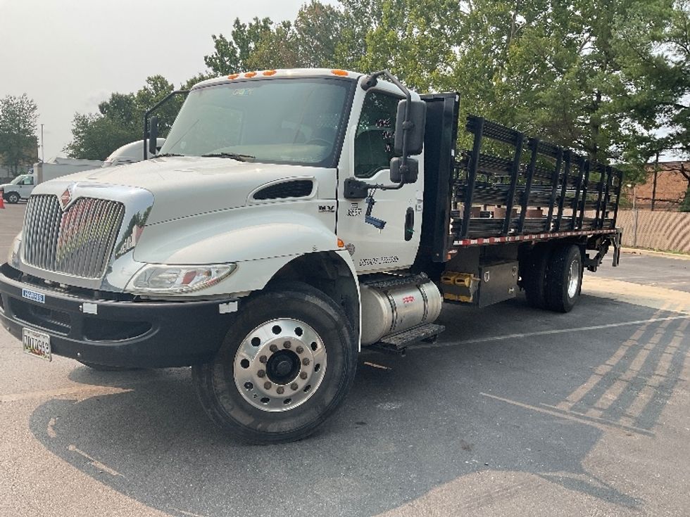 Flatbed Truck-Light and Medium Duty Trucks-International-2020-MV607-Capitol Heights-MD-102,782\n\t\tmiles-$ 59,000 - Image 3
