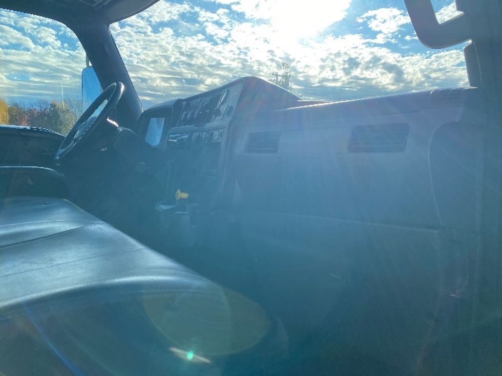 Flatbed Truck-Light and Medium Duty Trucks-International-2020-MV607-Cleona-PA-188,665\n\t\tmiles-$ 44,000 - Image 21