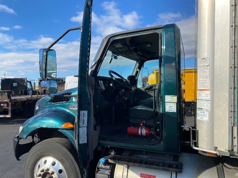 Flatbed Truck-Light and Medium Duty Trucks-International-2020-MV607-Cleona-PA-254,865\n\t\tmiles-$ 28,000 - Image 16