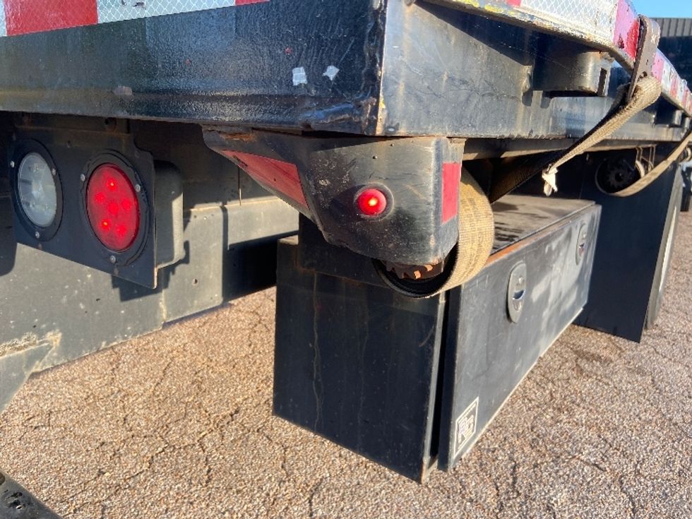 Flatbed Truck-Light and Medium Duty Trucks-International-2020-MV607-Cleveland-TN-185,215\n\t\tmiles-$ 60,000 - Image 21