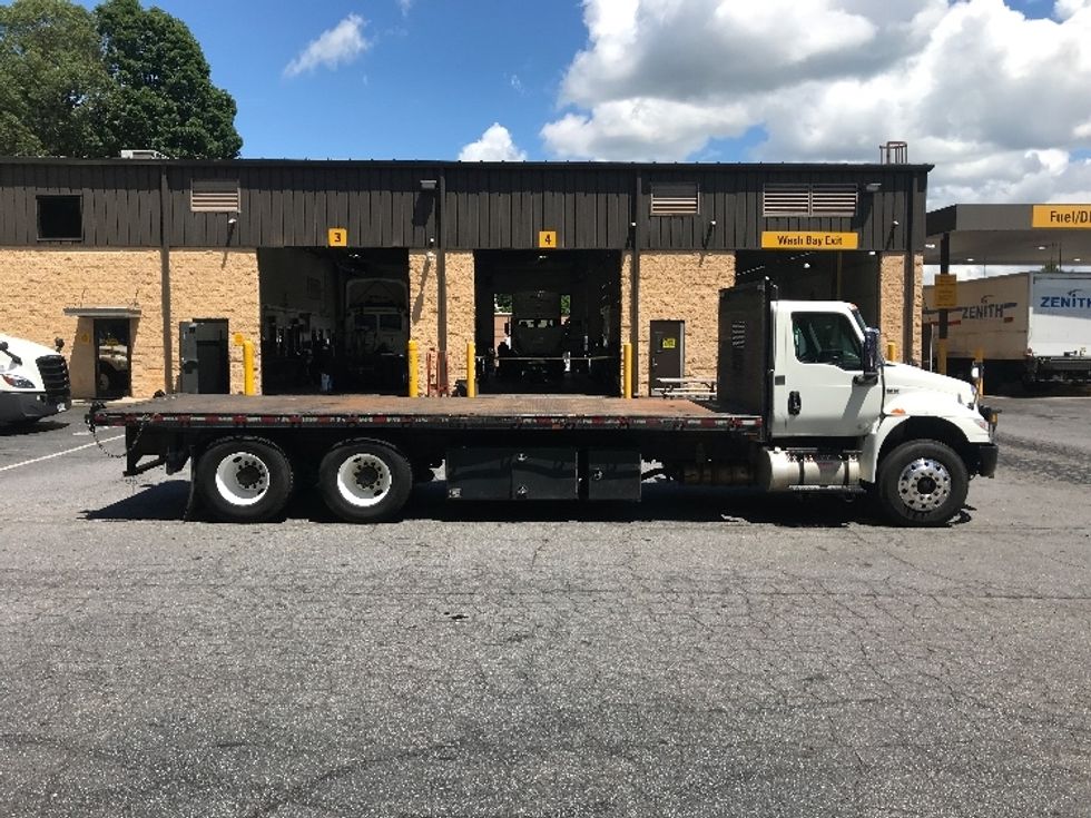 Flatbed Truck-Light and Medium Duty Trucks-International-2020-MV607-Conover-NC-279,188\n\t\tmiles-$ 47,250 - Image 10