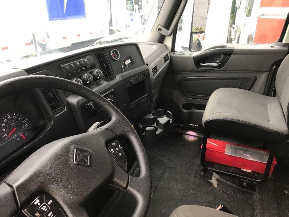 Flatbed Truck-Light and Medium Duty Trucks-International-2020-MV607-Conover-NC-279,188\n\t\tmiles-$ 47,250 - Image 13