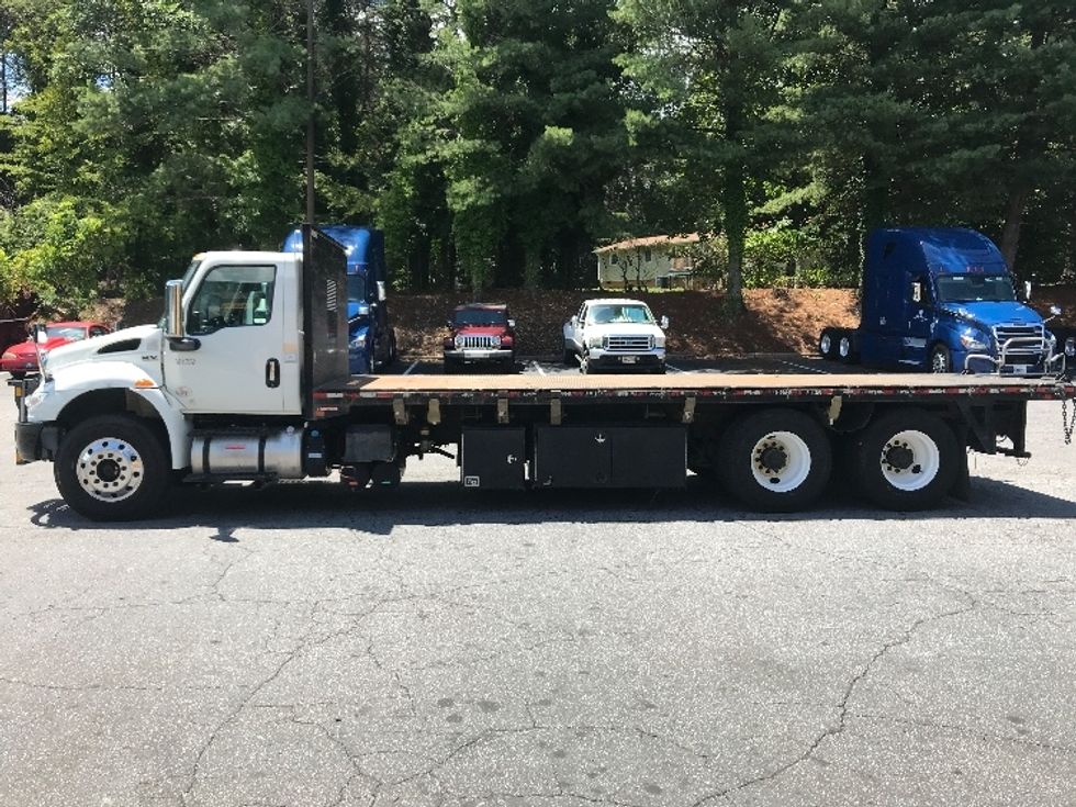 Flatbed Truck-Light and Medium Duty Trucks-International-2020-MV607-Conover-NC-279,188\n\t\tmiles-$ 47,250 - Image 4