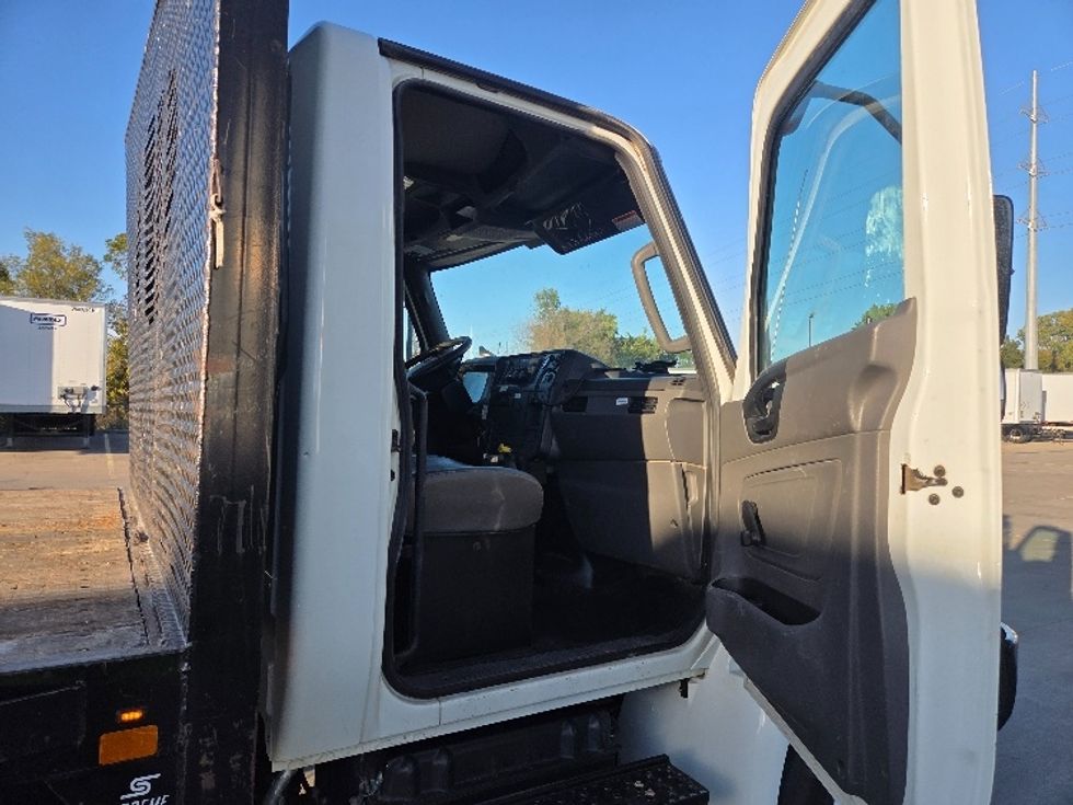 Flatbed Truck-Light and Medium Duty Trucks-International-2020-MV607-Dallas-TX-162,541\n\t\tmiles-$ 44,500 - Image 17