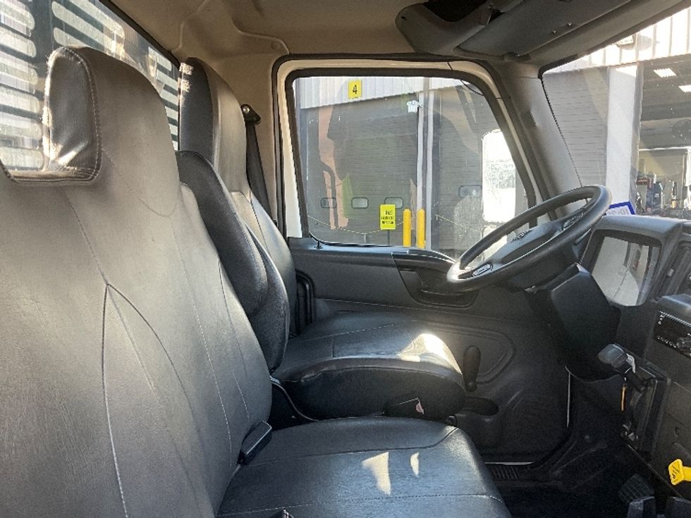 Flatbed Truck-Light and Medium Duty Trucks-International-2020-MV607-Dallas-TX-73,427\n\t\tmiles-$ 53,250 - Image 22