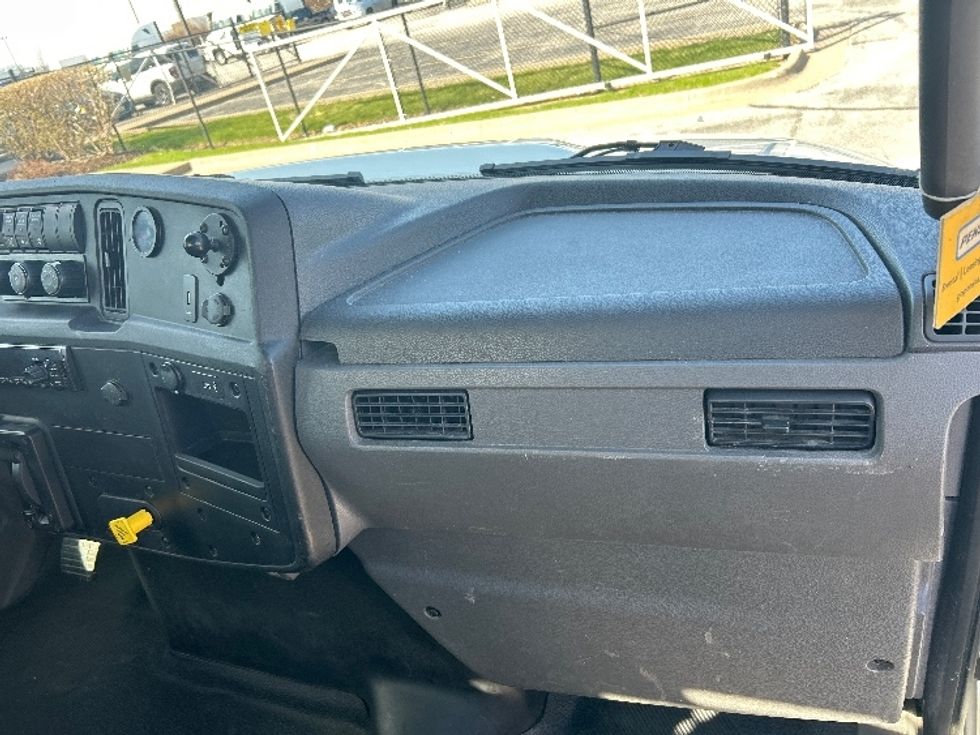 Flatbed Truck-Light and Medium Duty Trucks-International-2020-MV607-Davenport-IA-77,903\n\t\tmiles-$ 52,750 - Image 19