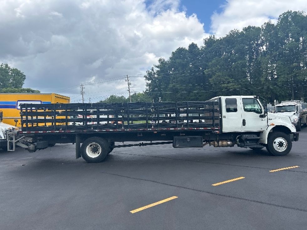 Flatbed Truck-Light and Medium Duty Trucks-International-2020-MV607-Duluth-GA-118,367\n\t\tmiles-$ 53,500 - Image 15
