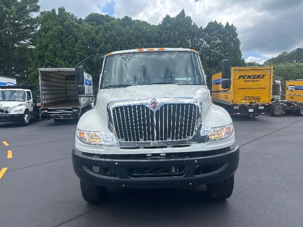 Flatbed Truck-Light and Medium Duty Trucks-International-2020-MV607-Duluth-GA-118,367\n\t\tmiles-$ 53,500 - Image 2