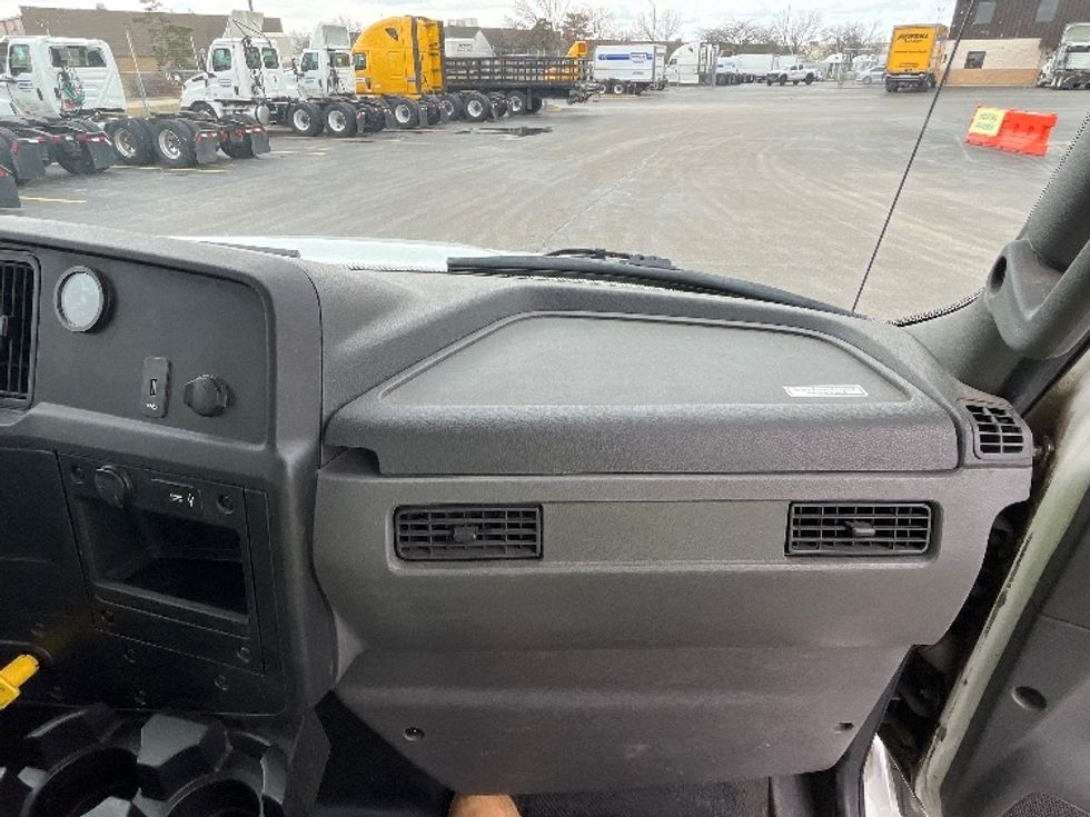 Flatbed Truck-Light and Medium Duty Trucks-International-2020-MV607-East Chicago-IN-164,156\n\t\tmiles-$ 50,500 - Image 19