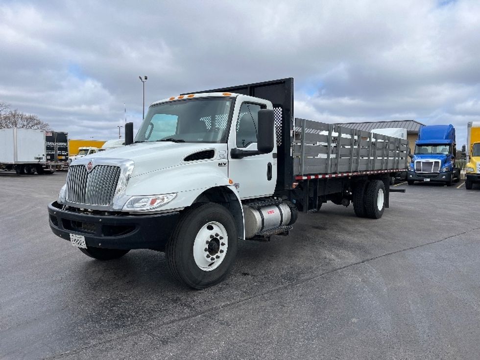 Flatbed Truck-Light and Medium Duty Trucks-International-2020-MV607-East Chicago-IN-164,156\n\t\tmiles-$ 50,500 - Image 3