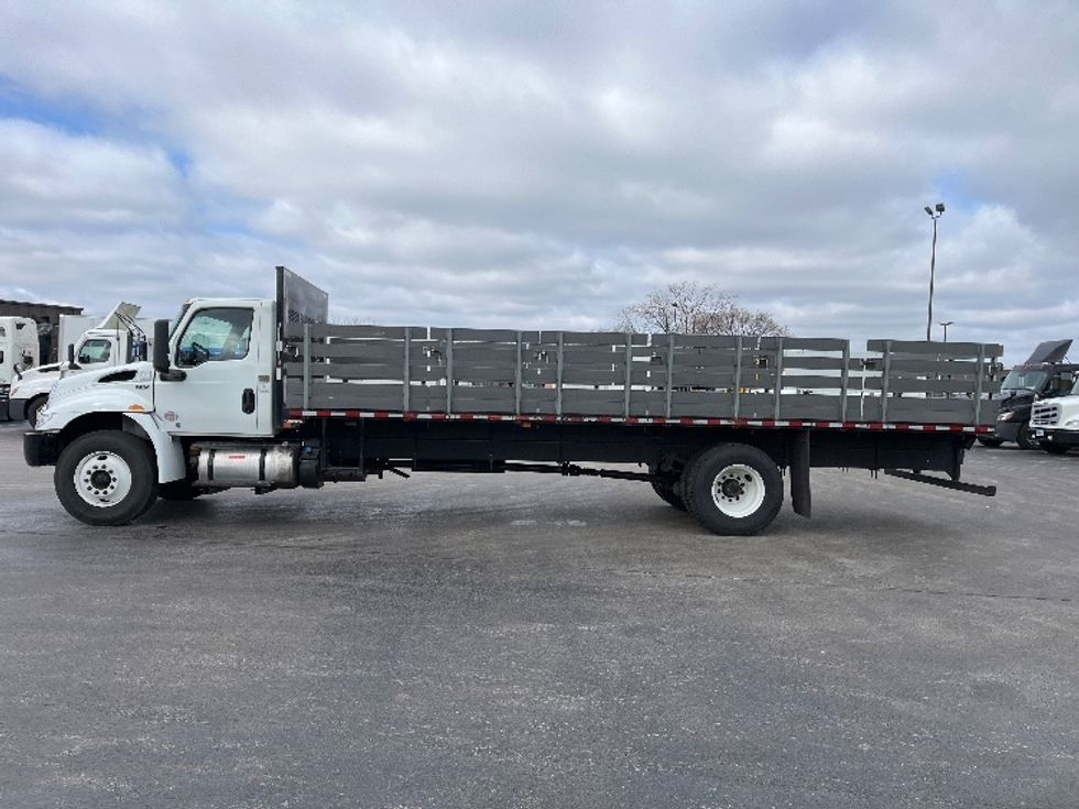 Flatbed Truck-Light and Medium Duty Trucks-International-2020-MV607-East Chicago-IN-164,156\n\t\tmiles-$ 50,500 - Image 4