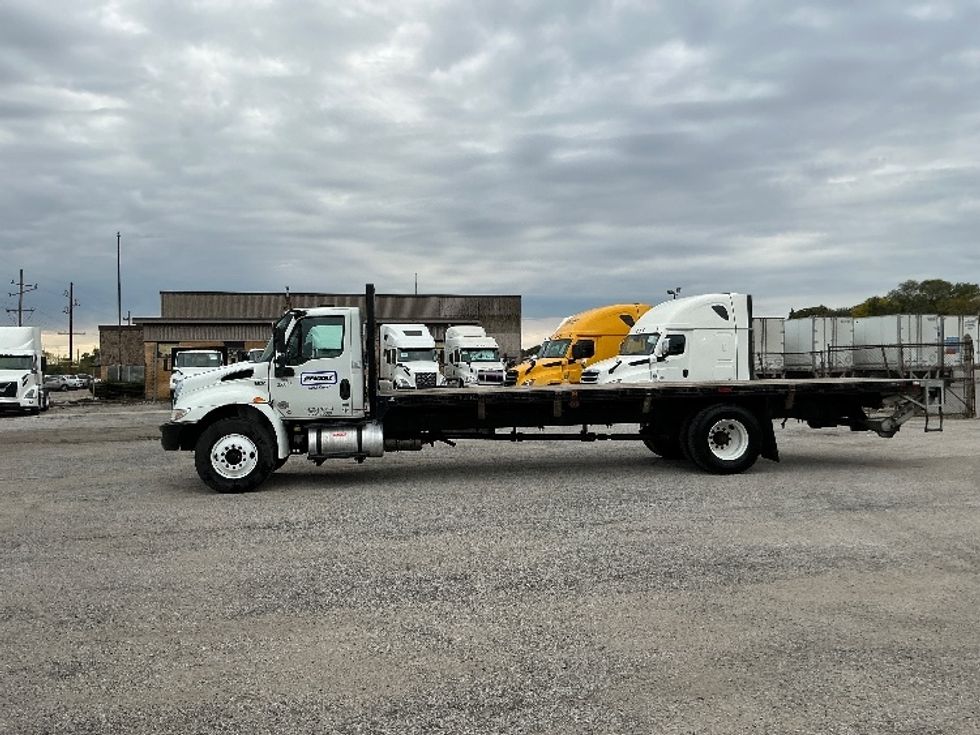 Flatbed Truck-Light and Medium Duty Trucks-International-2020-MV607-East Chicago-IN-92,061\n\t\tmiles-$ 54,500 - Image 4