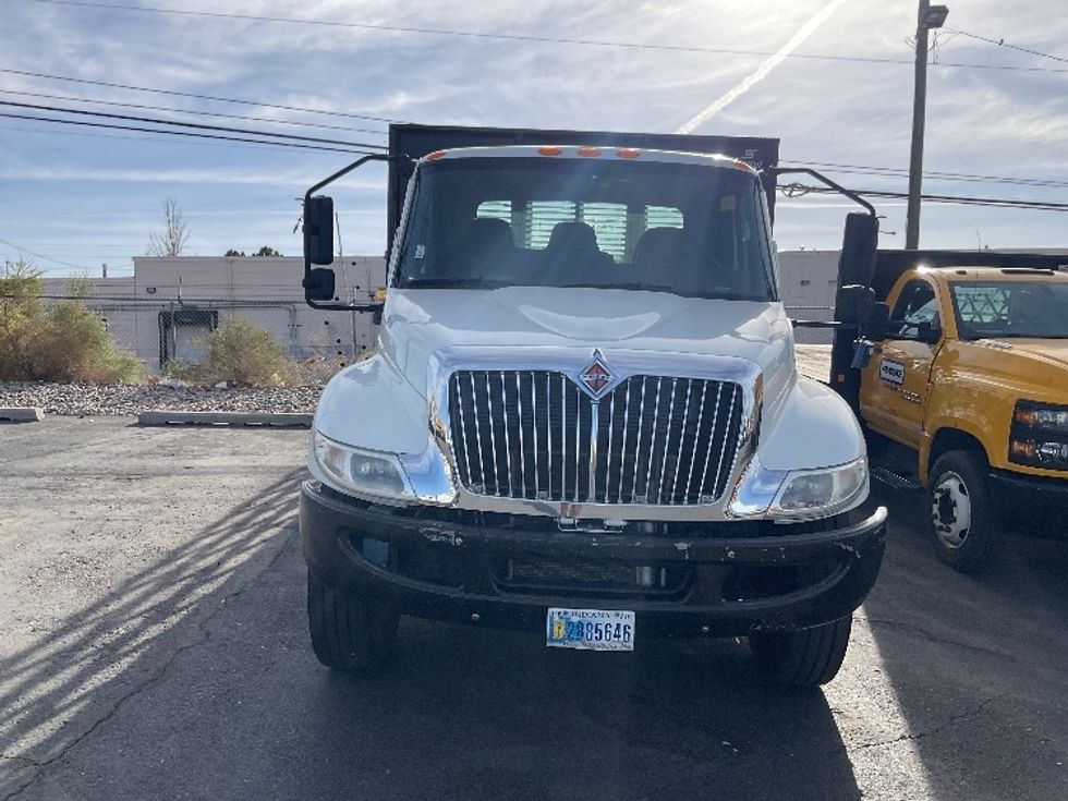 Flatbed Truck-Light and Medium Duty Trucks-International-2020-MV607-El Paso-TX-88,868\n\t\tmiles-$ 53,250 - Image 2