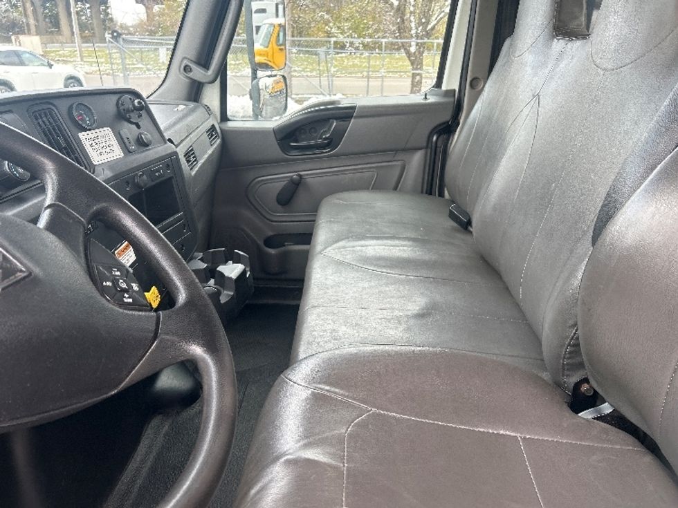 Flatbed Truck-Light and Medium Duty Trucks-International-2020-MV607-Elizabethtown-KY-93,911\n\t\tmiles-$ 52,750 - Image 18