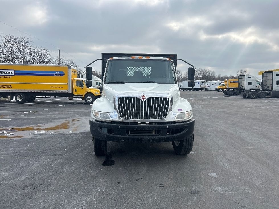 Flatbed Truck-Light and Medium Duty Trucks-International-2020-MV607-Elizabethtown-KY-93,911\n\t\tmiles-$ 52,750 - Image 2