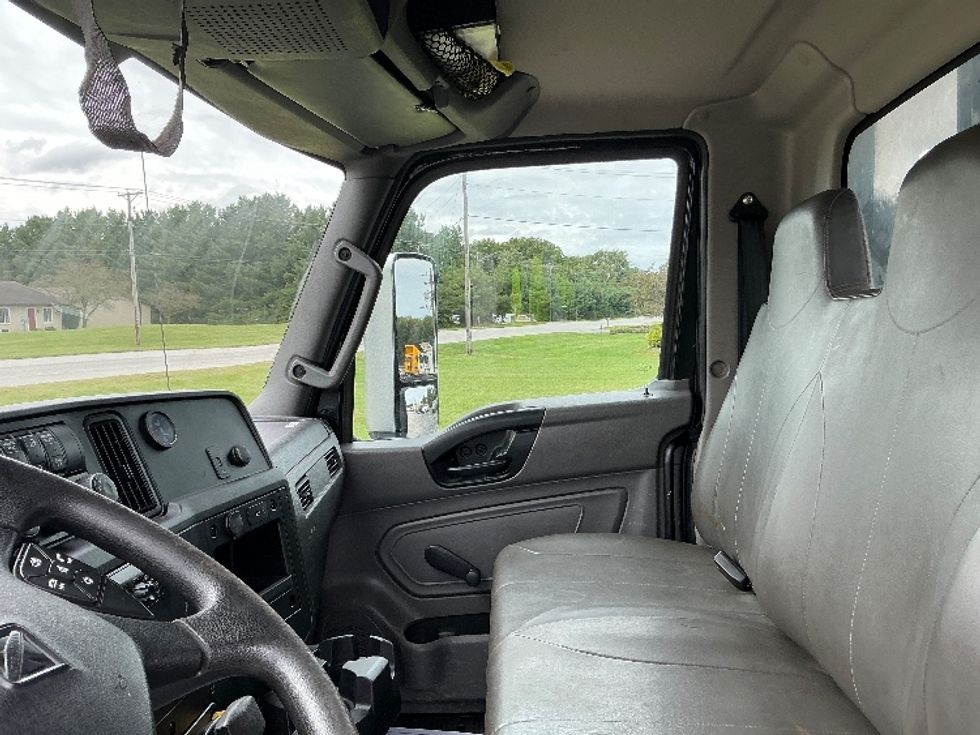 Flatbed Truck-Light and Medium Duty Trucks-International-2020-MV607-Elkhart-IN-136,390\n\t\tmiles-$ 51,250 - Image 19